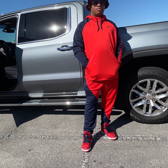 Meet your Posher, Bruce - Picture 1 of 1